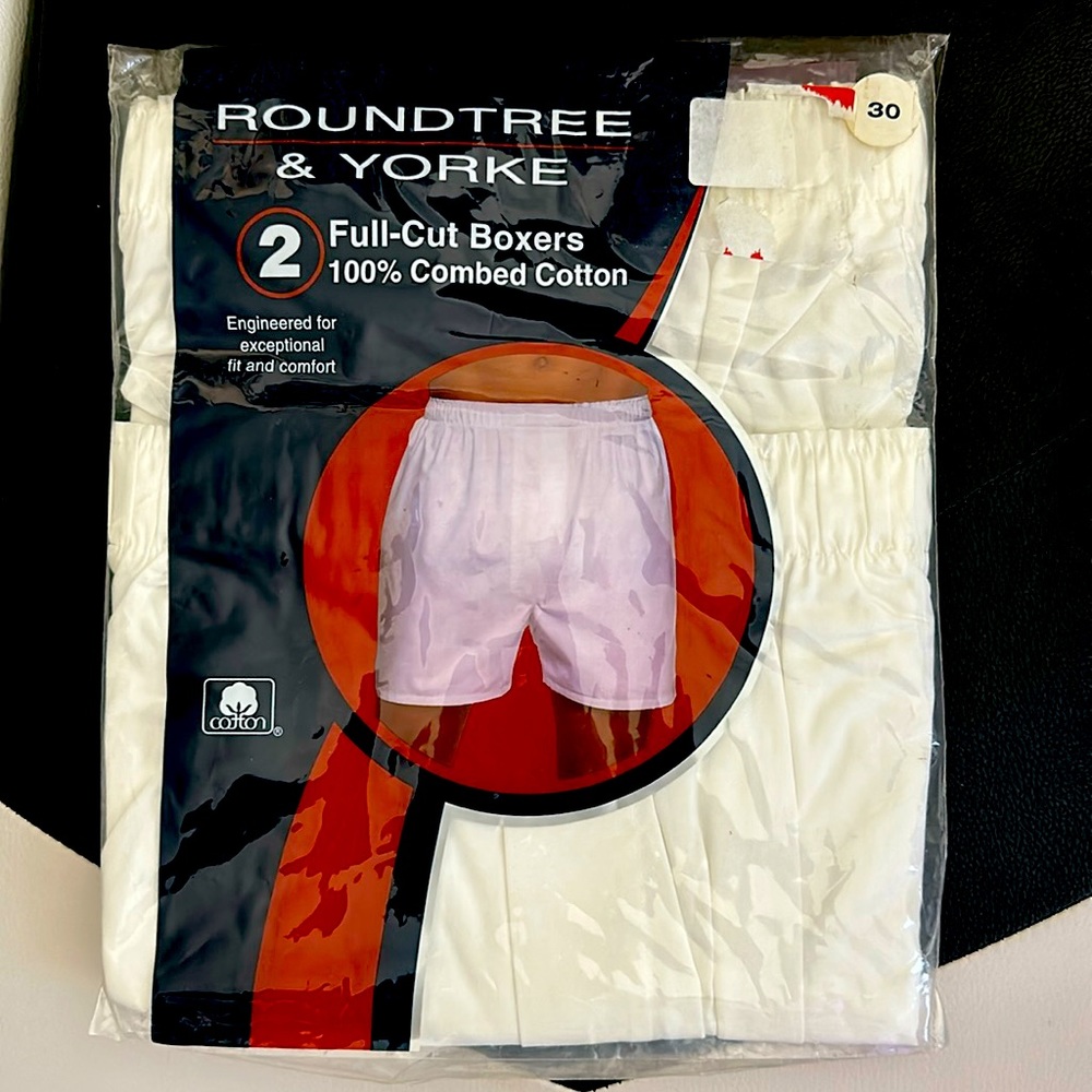 2 Full-cut boxers